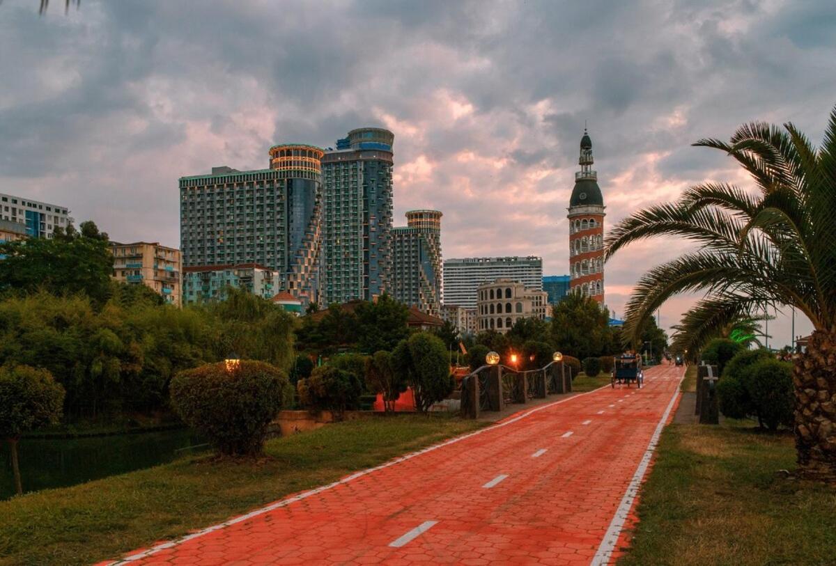 Orbi City In Batumi Zewnętrze zdjęcie