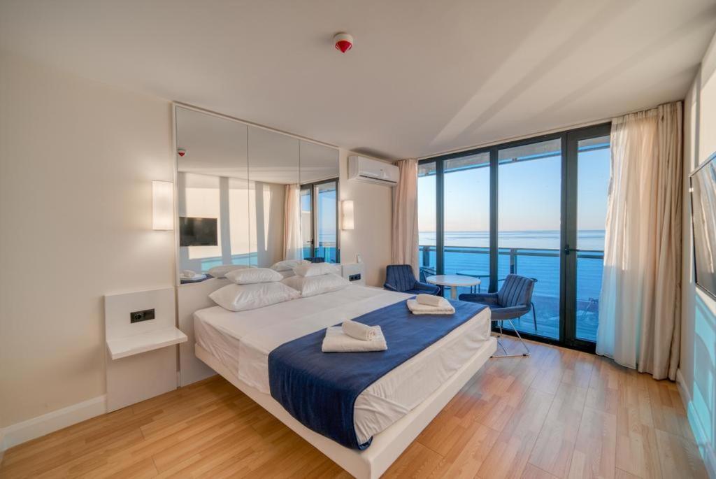 Orbi City In Batumi Zewnętrze zdjęcie